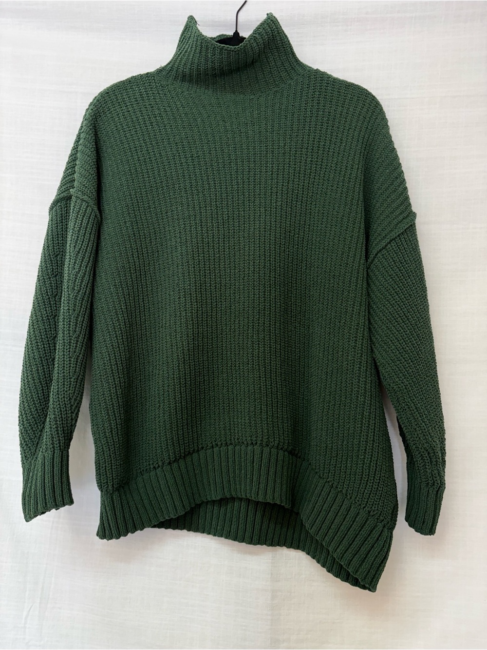 Aerie Chenille Feels Green Turtleneck Oversized Knit Sweater Size XS